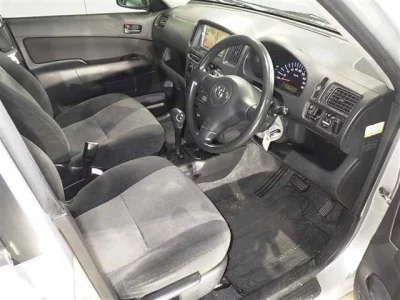 Toyota SUCCEED  с аукциона в Японии