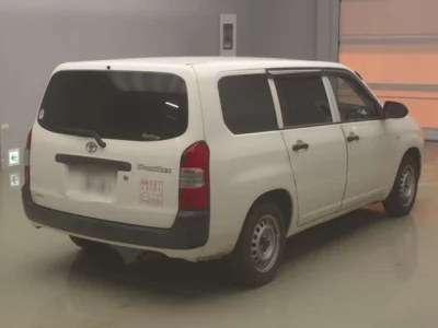 Toyota PROBOX  с аукциона в Японии