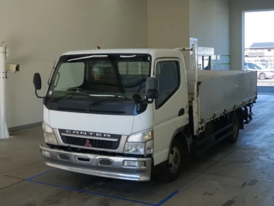 Mitsubishi CANTER  с аукциона в Японии