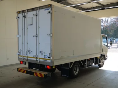 Isuzu ELF  с аукциона в Японии