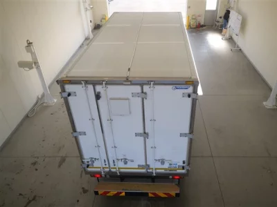 Isuzu ELF  с аукциона в Японии