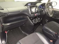 Toyota NOAH лот № 60302 оценка 3.5  с аукциона в Японии 3