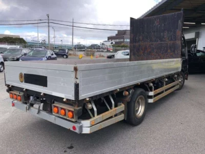 Isuzu ELF  с аукциона в Японии