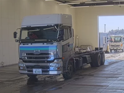 Nissan QUON  с аукциона в Японии