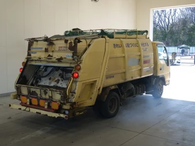 Isuzu ELF  с аукциона в Японии