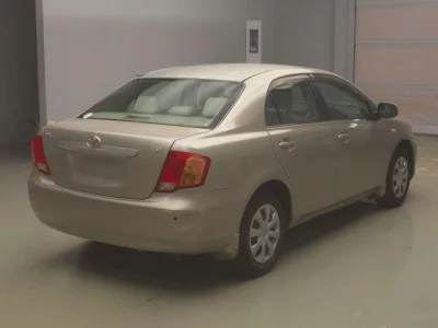 Toyota COROLLA AXIO  с аукциона в Японии