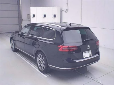 Volkswagen PASSAT VARIANT  с аукциона в Японии