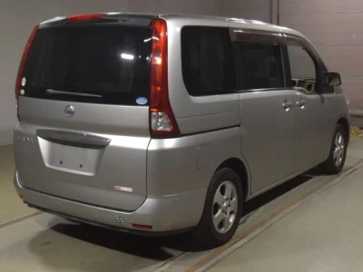 Nissan SERENA  с аукциона в Японии