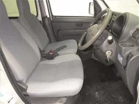 Daihatsu HIJET VAN лот № 60382 оценка 3  с аукциона в Японии 4