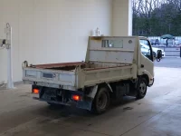 Toyota DYNA лот № 1576 оценка R  с аукциона в Японии 1