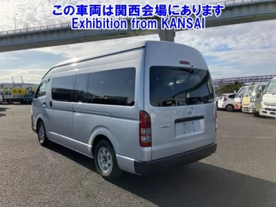 Toyota HIACE  с аукциона в Японии