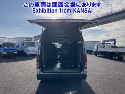 Toyota HIACE  с аукциона в Японии