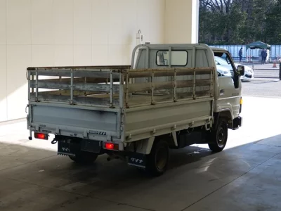 Toyota DYNA  с аукциона в Японии