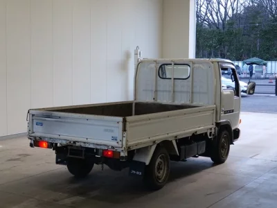 Nissan ATLAS  с аукциона в Японии