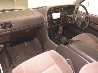 Toyota HIACE  с аукциона в Японии