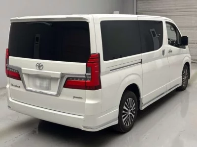 Toyota GRANACE