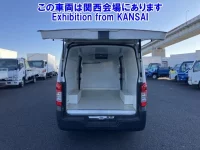 Nissan CARAVAN VAN лот № 50006 оценка 3  с аукциона в Японии 2