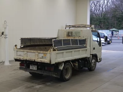 Isuzu ELF  с аукциона в Японии