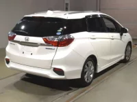 Honda SHUTTLE лот № 2239 оценка 4  с аукциона в Японии 1