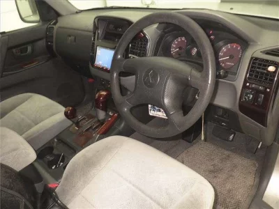 Mitsubishi PAJERO  с аукциона в Японии