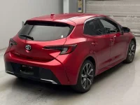Toyota COROLLA SPORT лот № 472 оценка 3  с аукциона в Японии 1