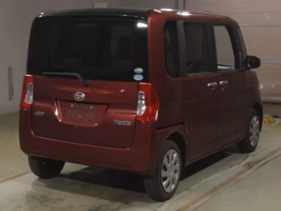 Daihatsu TANTO  с аукциона в Японии