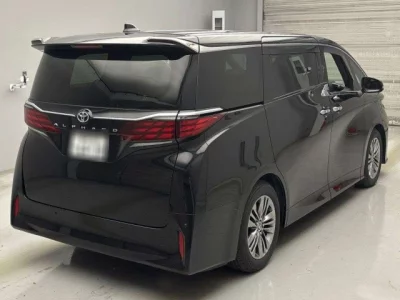 Toyota ALPHARD  с аукциона в Японии