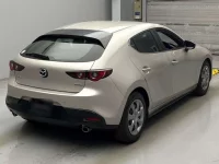 Mazda MAZDA3 лот № 12697 оценка 3.5  с аукциона в Японии 1