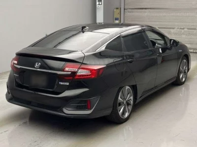 Honda CLARITY  с аукциона в Японии