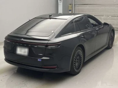 Toyota CROWN  с аукциона в Японии