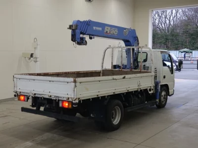 Isuzu ELF  с аукциона в Японии