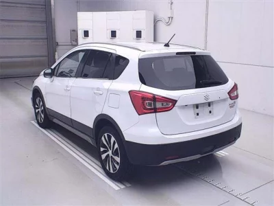 Suzuki SX-4  с аукциона в Японии