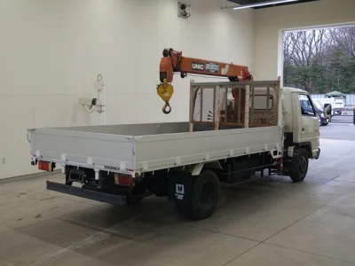 Isuzu ELF  с аукциона в Японии