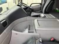 Nissan QUON лот № 12039 оценка 4  с аукциона в Японии 4