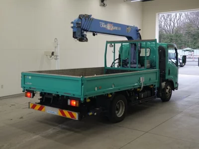 Isuzu ELF  с аукциона в Японии