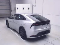Toyota PRIUS лот № 5672 оценка 4.5  с аукциона в Японии 1