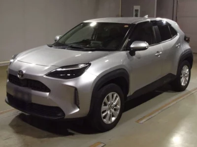 Toyota YARIS CROSS  с аукциона в Японии