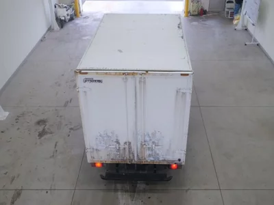 Isuzu ELF  с аукциона в Японии