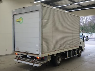 Isuzu ELF  с аукциона в Японии