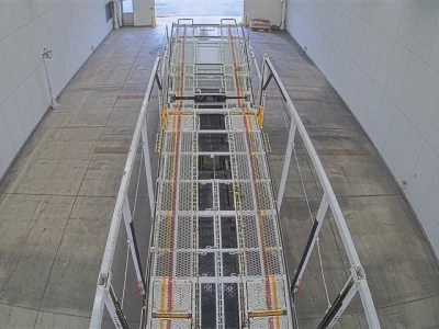 Isuzu FORWARD  с аукциона в Японии