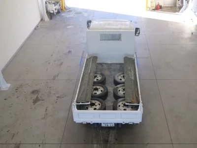 Toyota DYNA  с аукциона в Японии