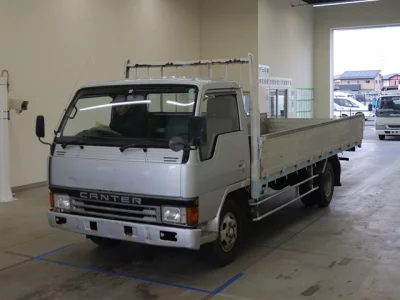 Mitsubishi CANTER  с аукциона в Японии