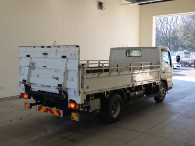 Mitsubishi CANTER  с аукциона в Японии