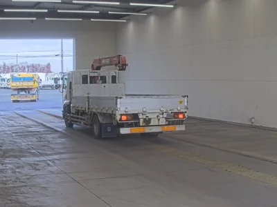 Isuzu FORWARD  с аукциона в Японии