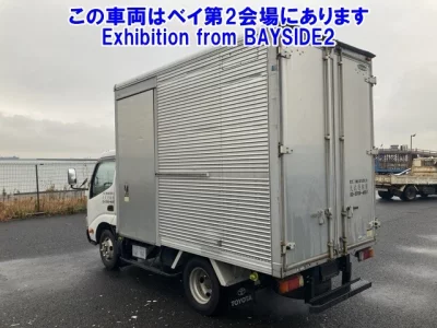 Toyota DYNA  с аукциона в Японии