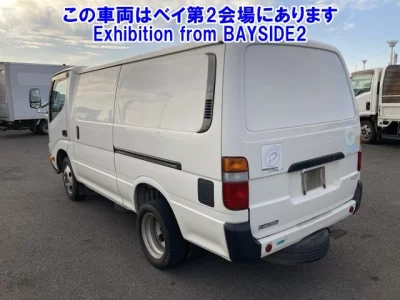 Toyota DYNA  с аукциона в Японии