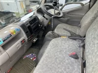 Hino DUTRO лот № 1855 оценка 3.5  с аукциона в Японии 4