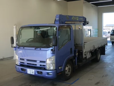 Isuzu ELF