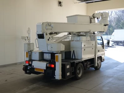 Isuzu ELF  с аукциона в Японии