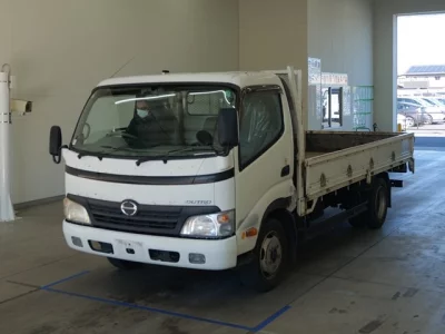 Hino DUTRO  с аукциона в Японии